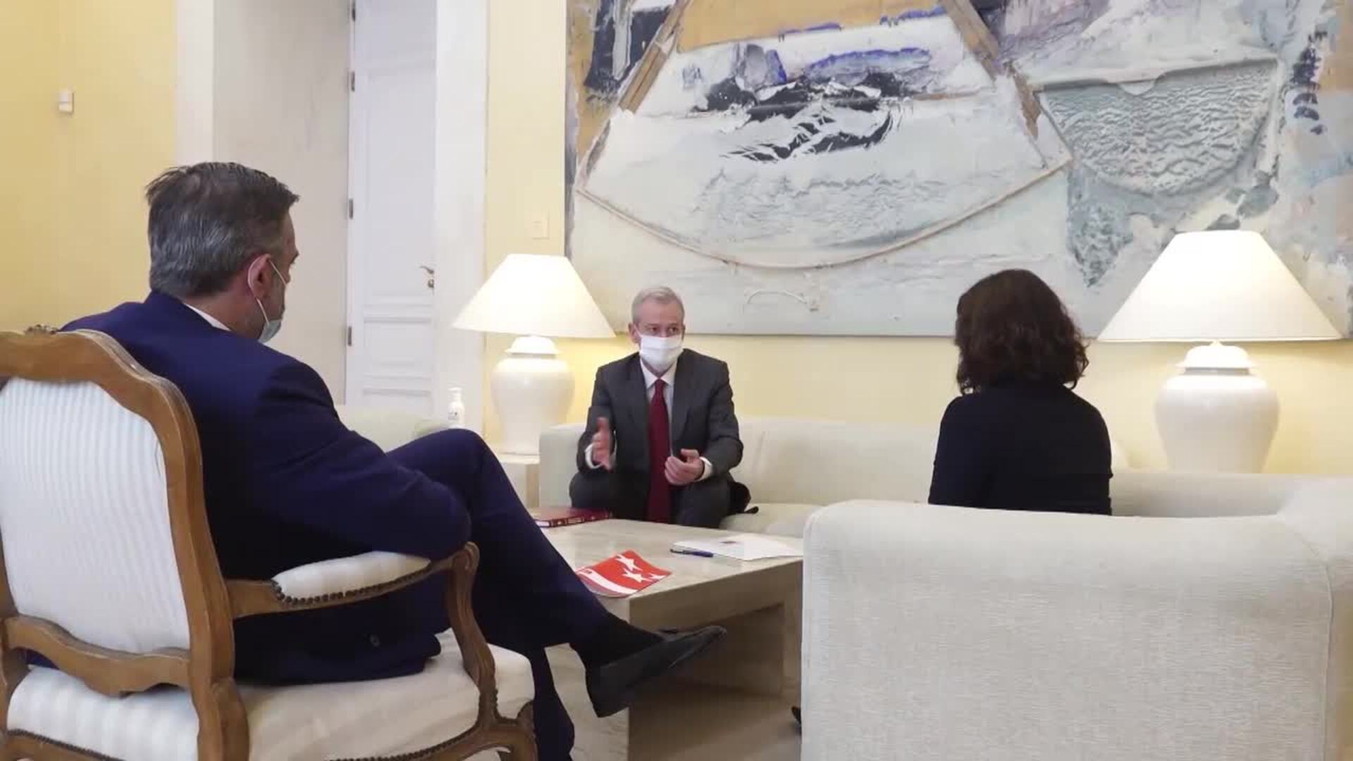 Juzgado rechaza la retirada cautelar del cartel de Vox sobre los menas