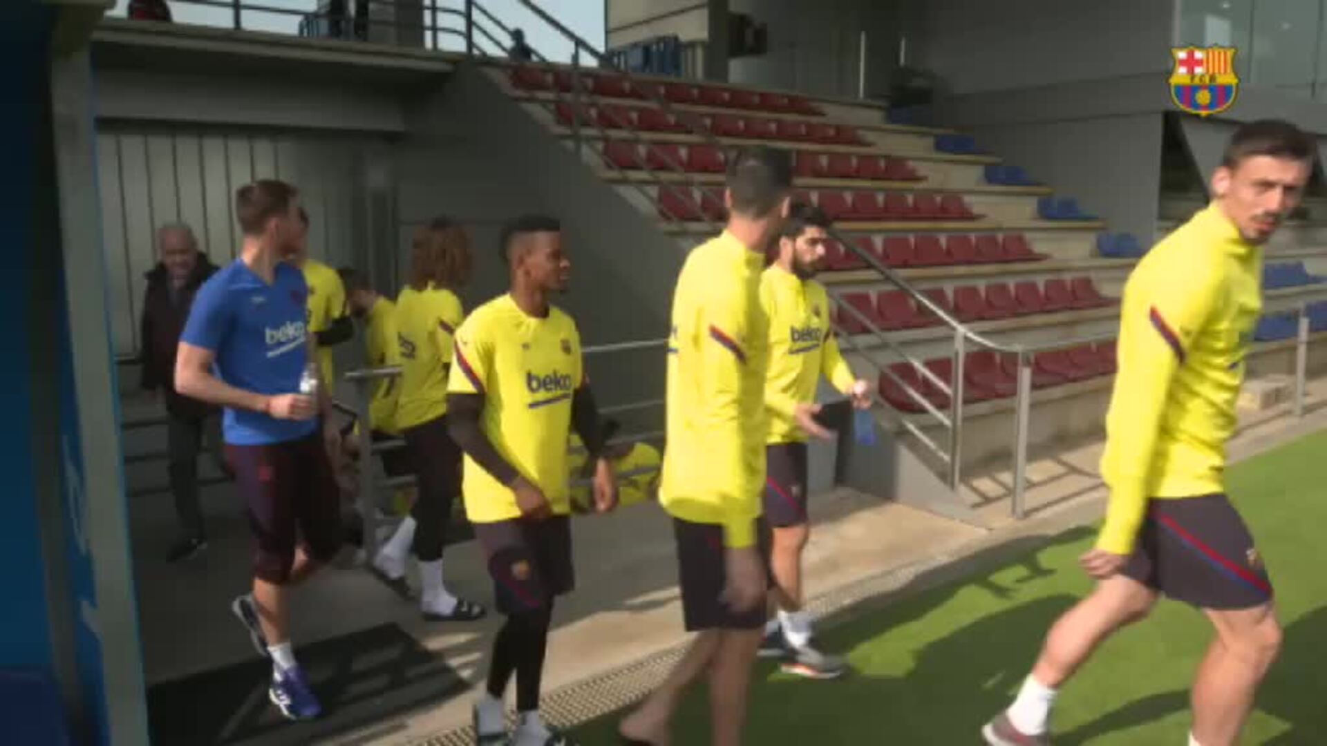 Seis directivos del Barça presentan su dimisión en bloque