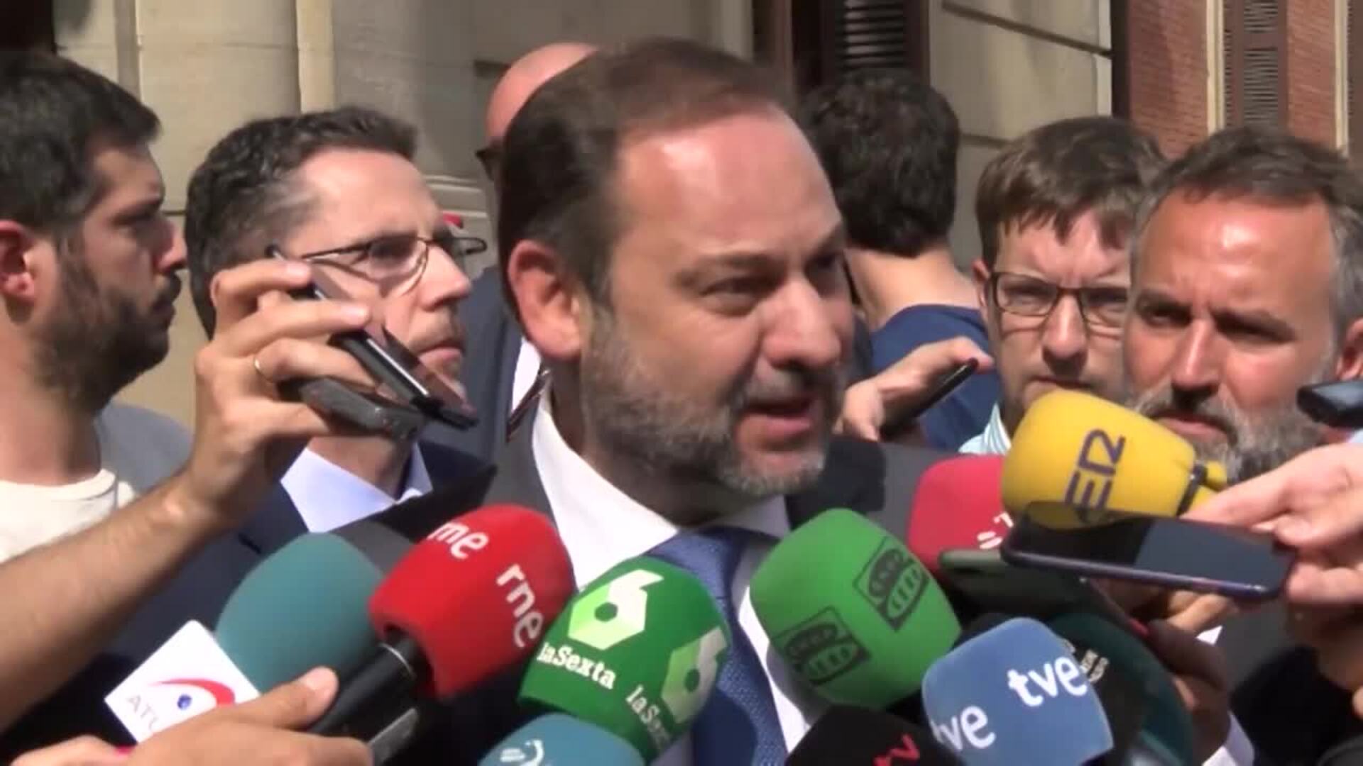 Ábalos acusa a la derecha de &quot;bloquear la gobernabilidad&quot;