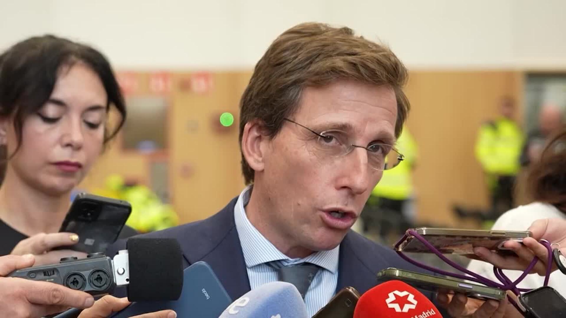 Almeida acusa al "campeón del feminismo" Sánchez de "rebajar" el "acoso sexual" de Salazar