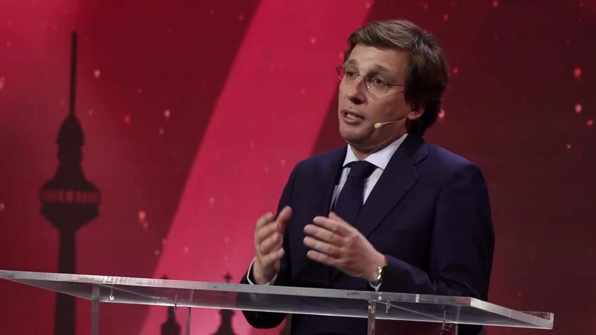 Almeida dice que estrellas Michelín &quot;nunca brillaron tanto&quot; como en &quot;días dramáticos&quot;