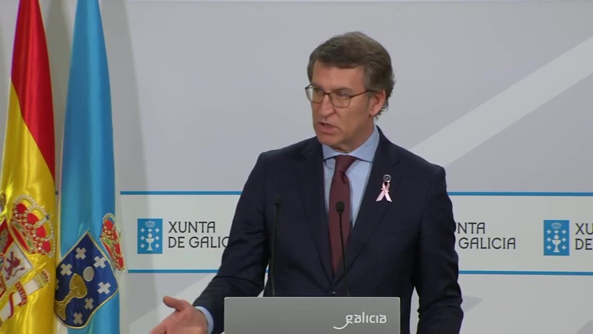 Feijóo: &quot;Sigo convencido de la honorabilidad del presidente Rajoy&quot;