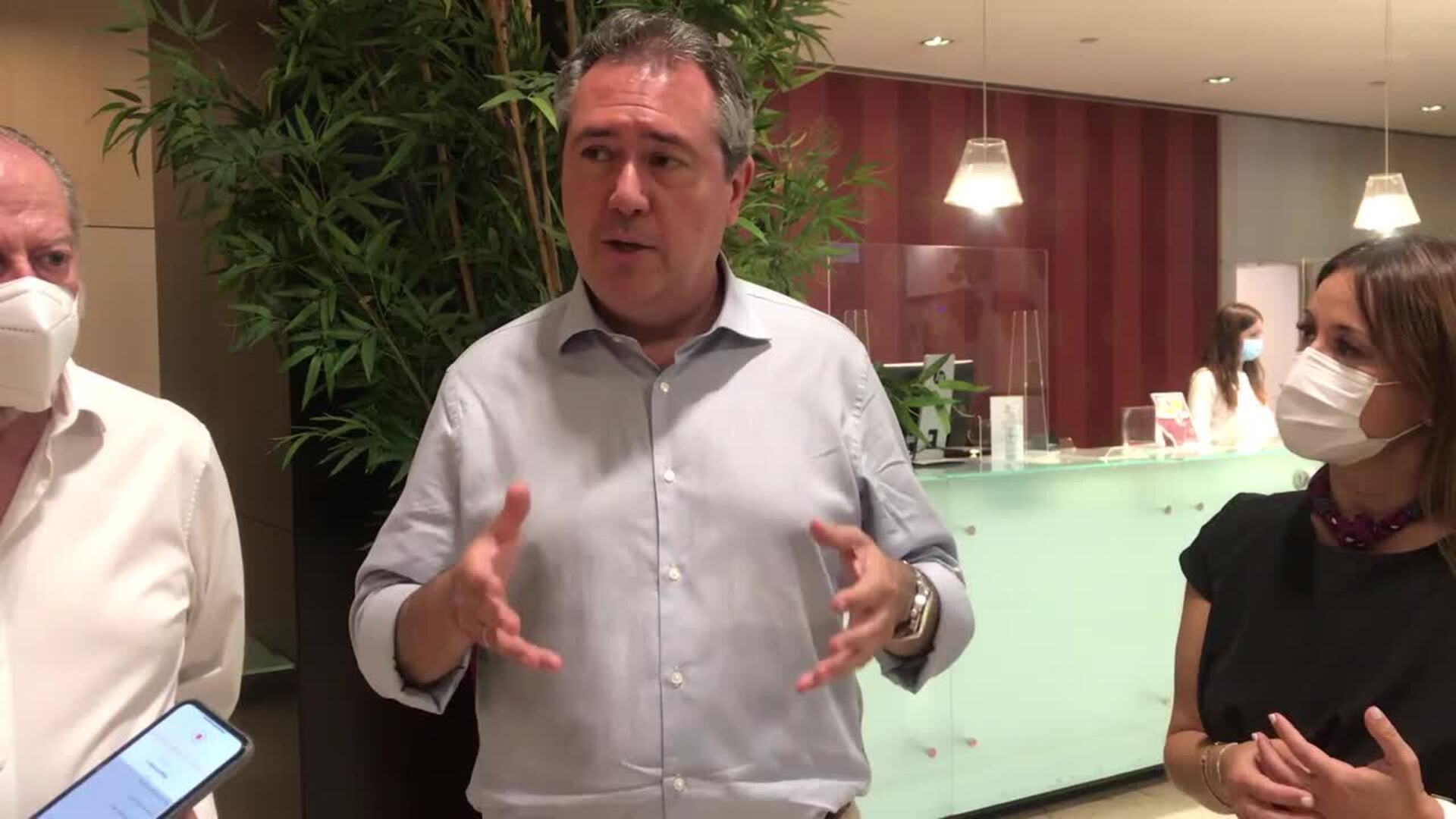 Espadas, &quot;ilusionado&quot; para &quot;reactivar la militancia&quot; del PSOE-A