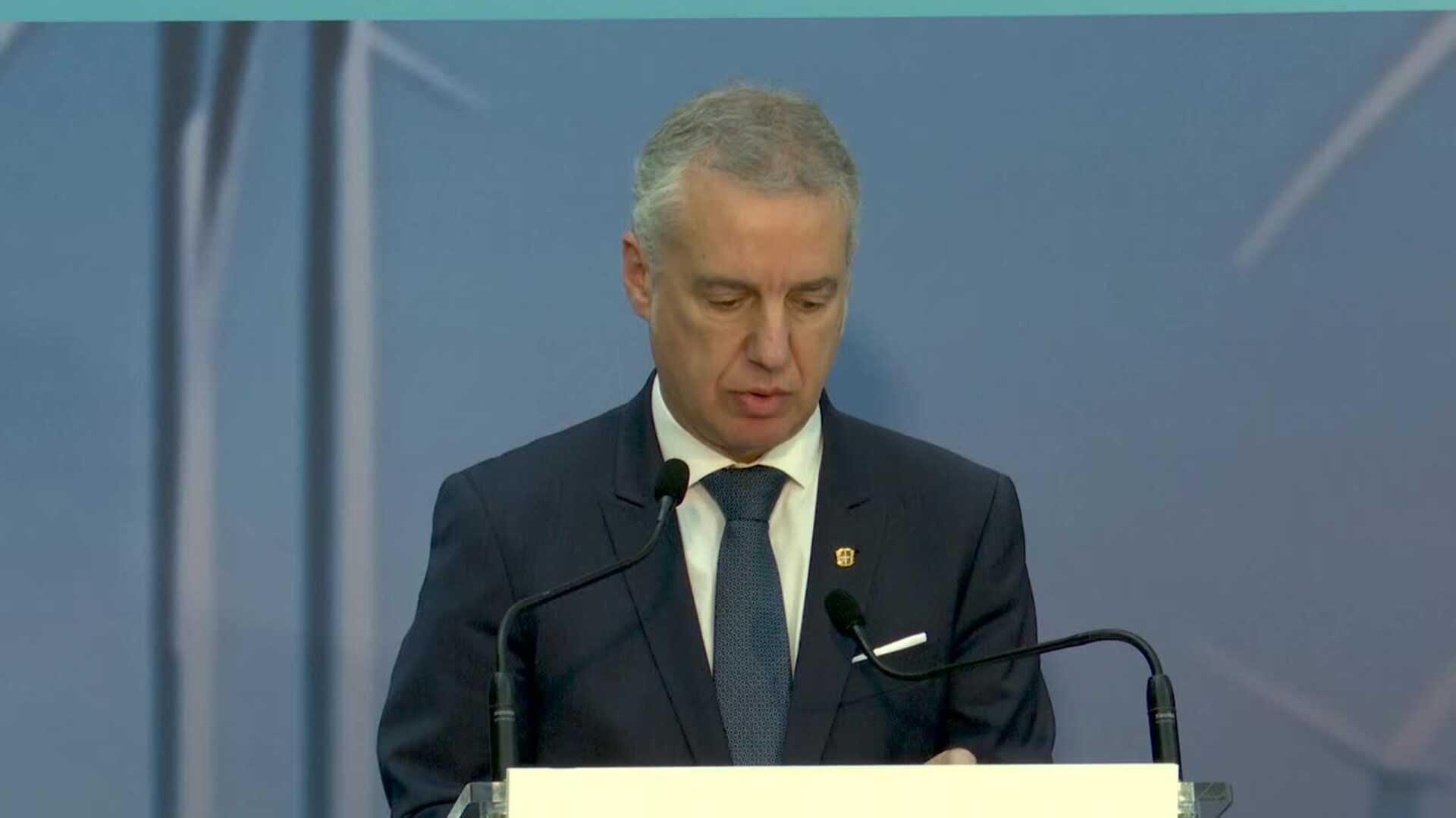 Urkullu aboga por &quot;un ecosistema financiero más ágil, flexible y diverso&quot;