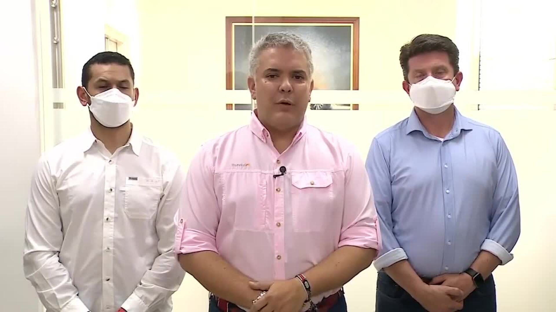 El presidente de Colombia escapa ileso de un ataque a tiros contra su helicóptero