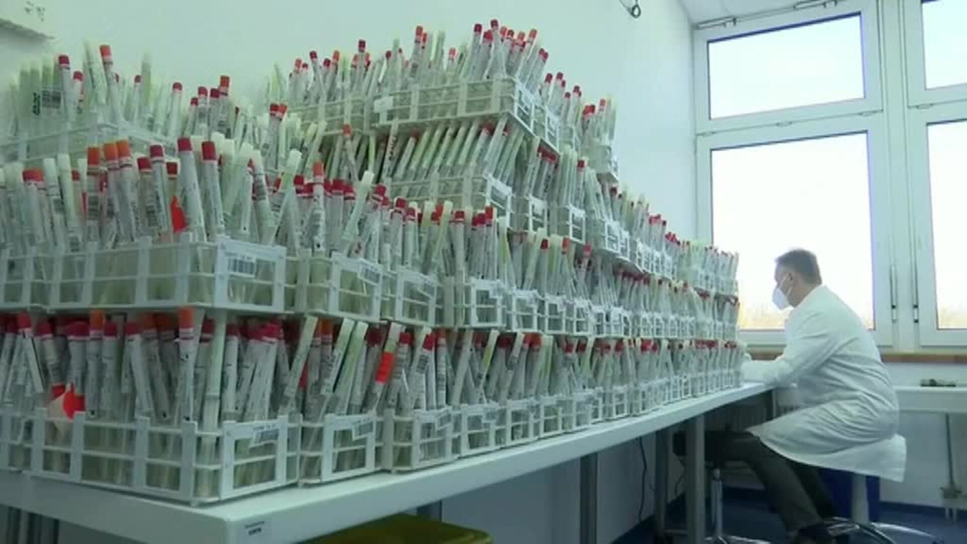 Ómicron, ¿punto de inflexión de la pandemia?