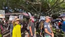 Protesta en Palm Beach contra Trump y su política migratoria