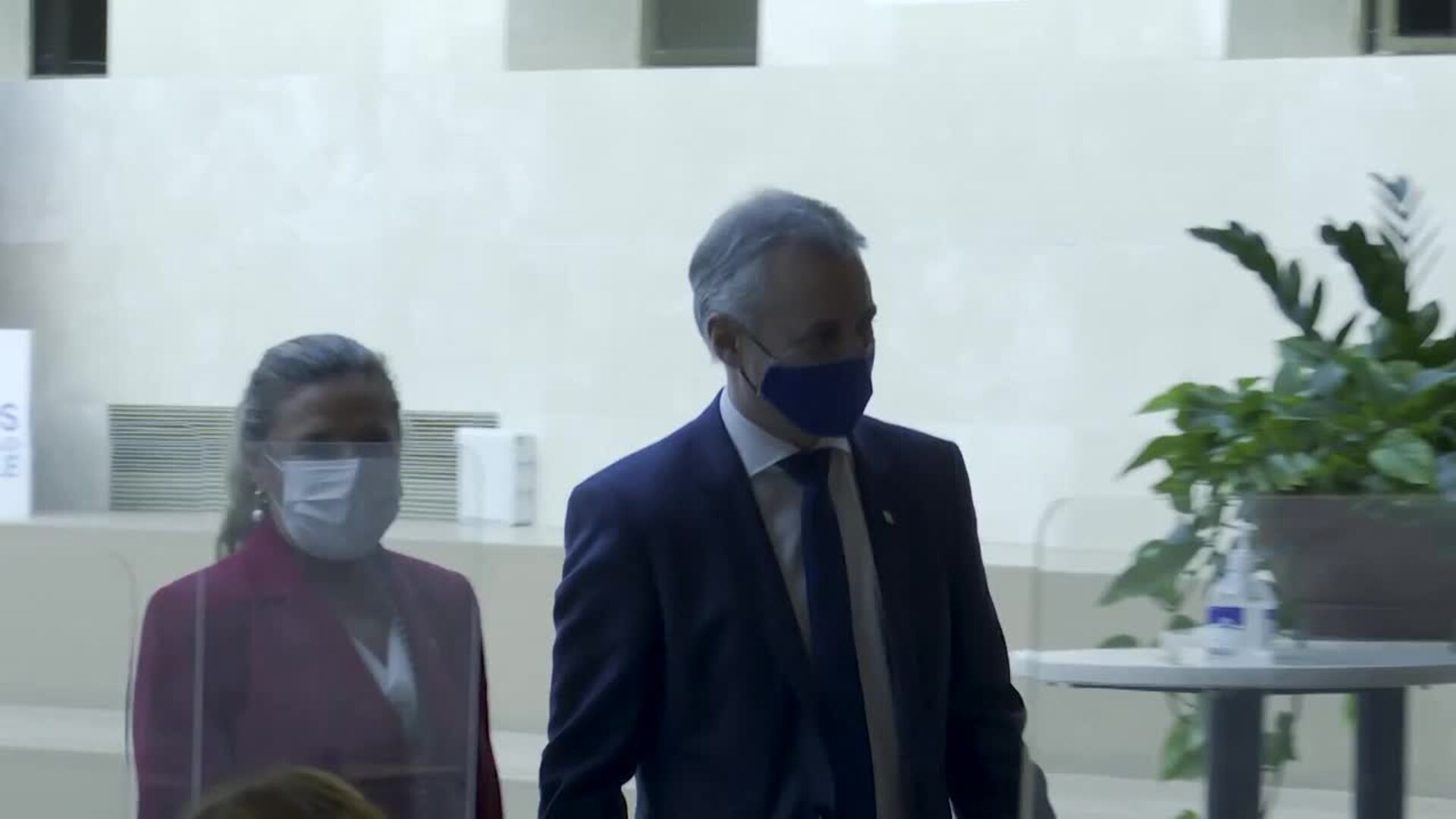 Madrid y País Vasco no acatarán las restricciones a la hostelería