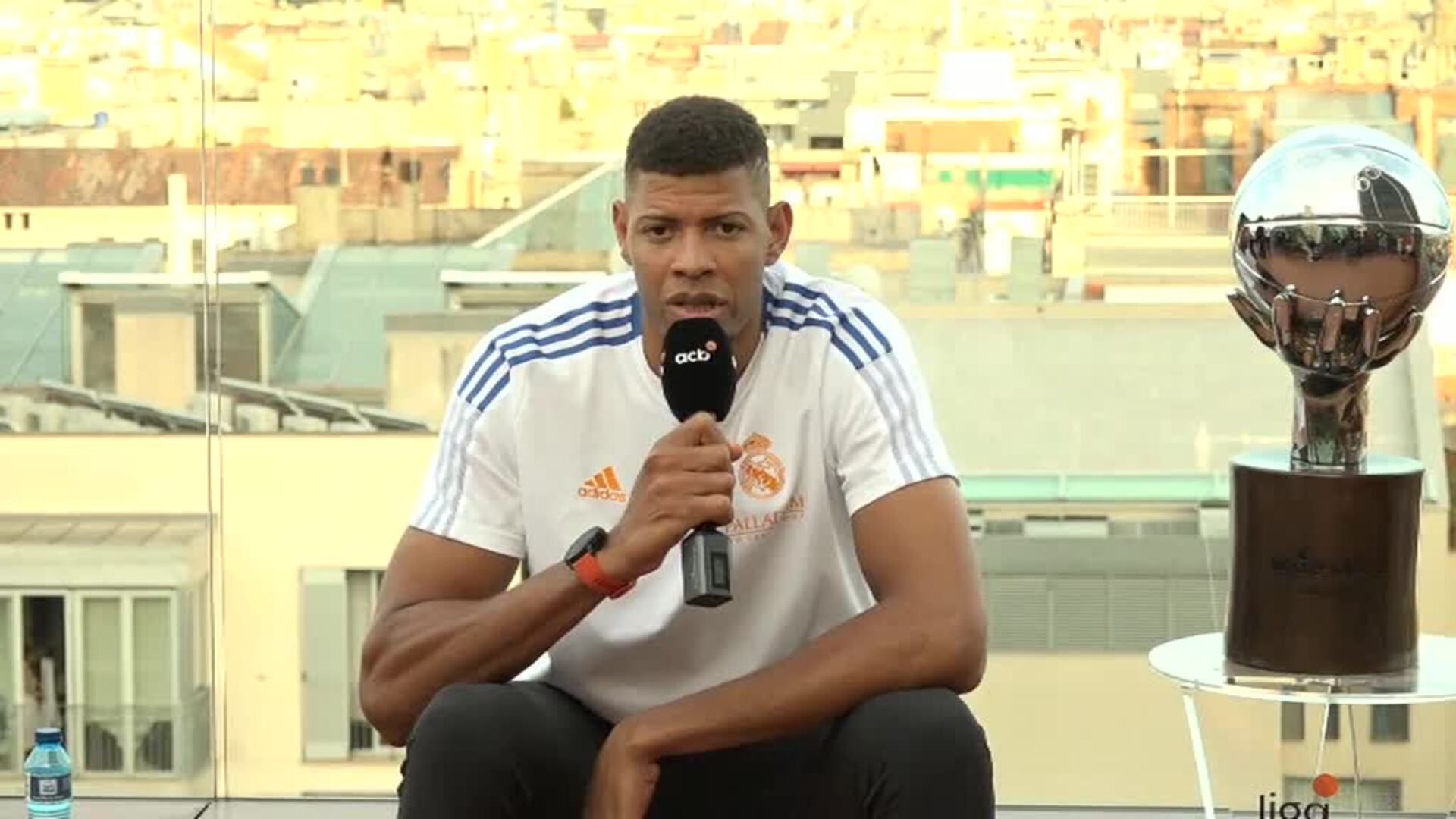 Real Madrid y Barça comienzan la batalla final por la Liga Endesa