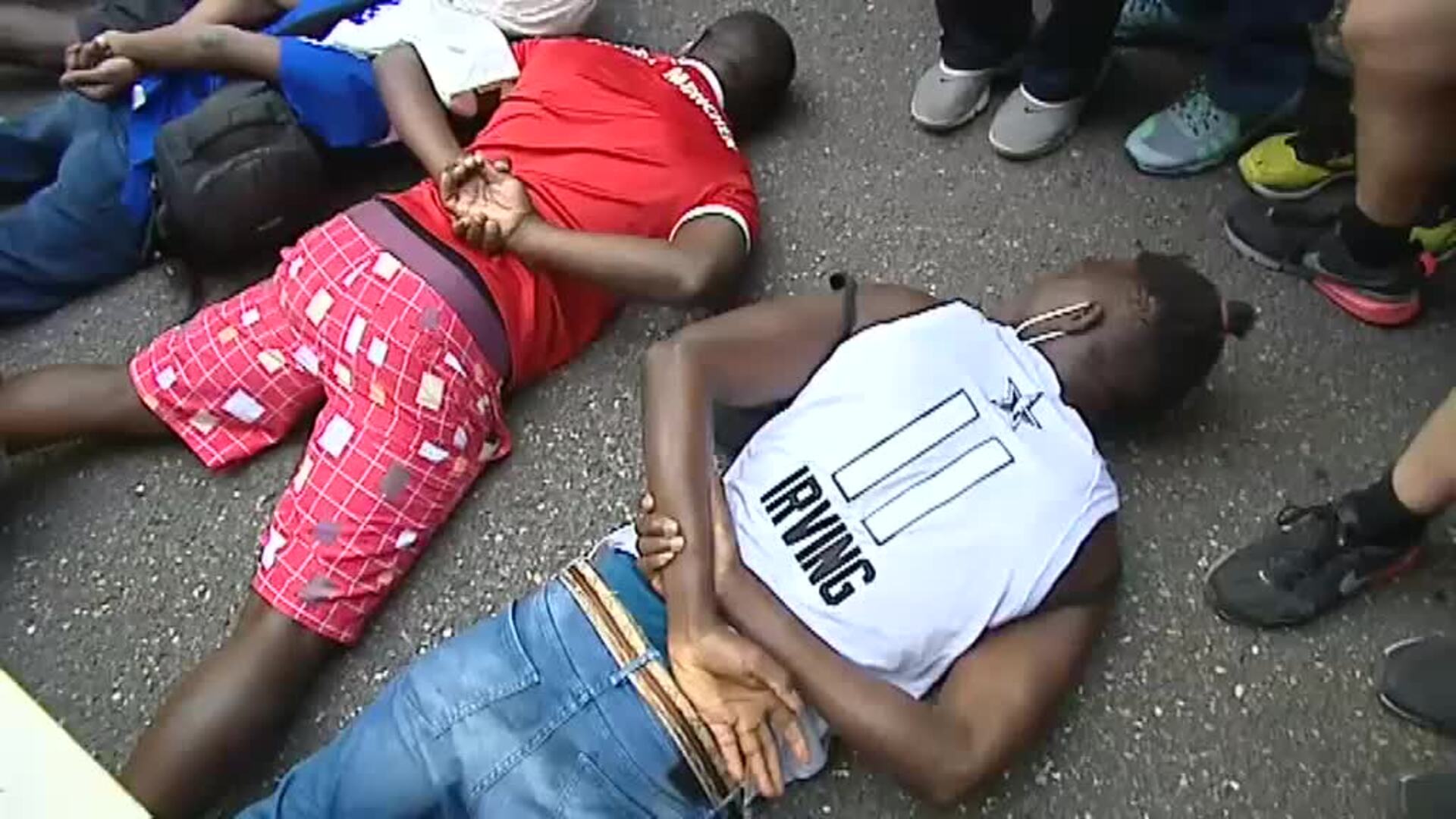 Miles de personas claman en Madrid contra el racismo y en honor a George Floyd