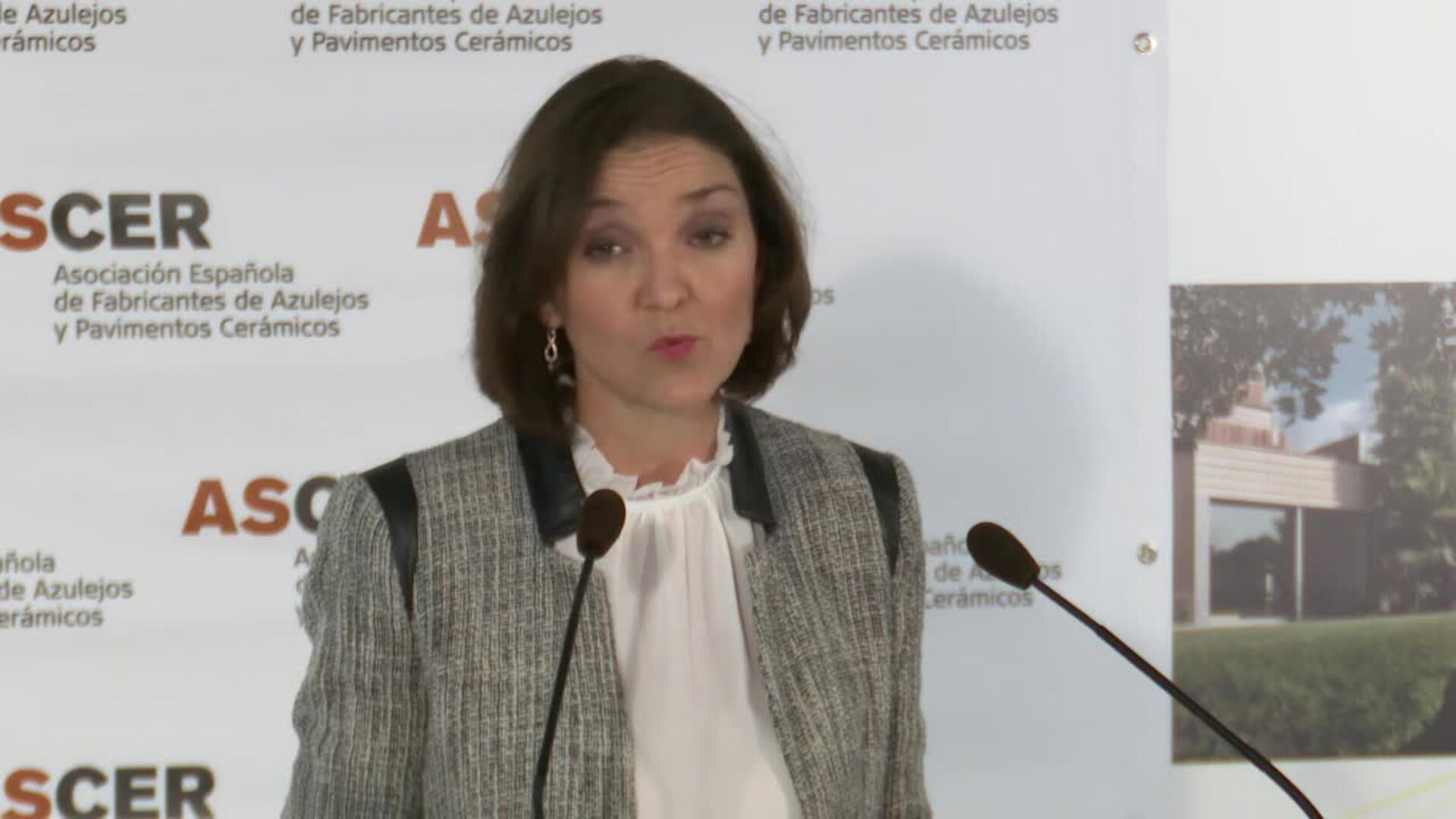 Gobierno adoptará las &quot;mejores decisiones&quot; de cara a Semana Santa