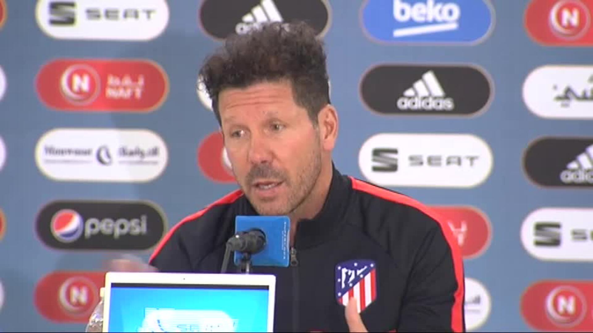 Simeone duda qué centrocampistas poner contra el Barça