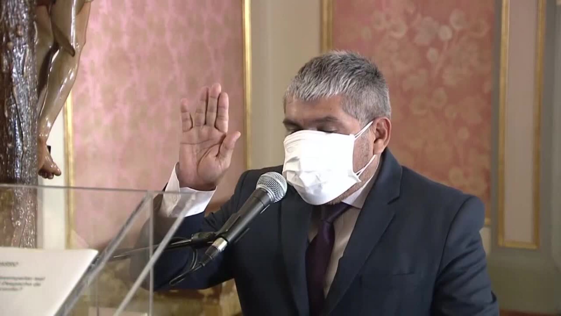 El presidente de Perú toma juramento al cuarto gabinete ministerial