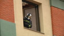 Hallan muertos a los dos obreros desaparecidos en un derrumbe de un colegio de Gijón