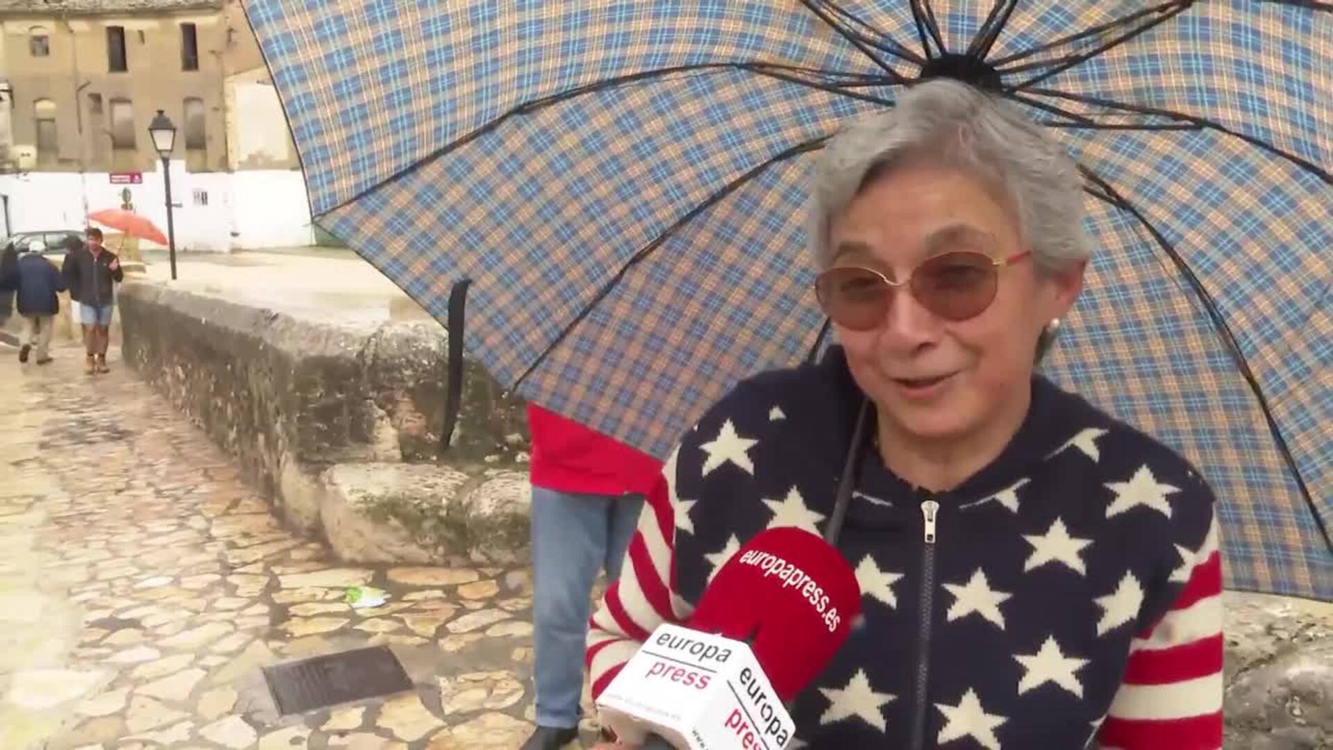 Vecinos de Ontinyent asustados con la intensa gota fría