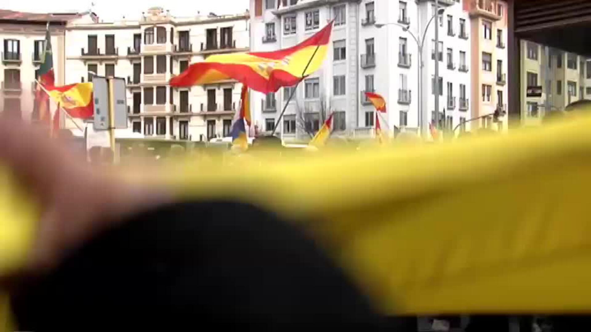 Un millar de personas pide que la Guardia Civil de Navarra mantenga las competencias de Tráfico