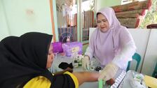 Autoridades sanitarias realizan chequeos médicos gratuitos en la provincia de Banda Aceh, Indonesia