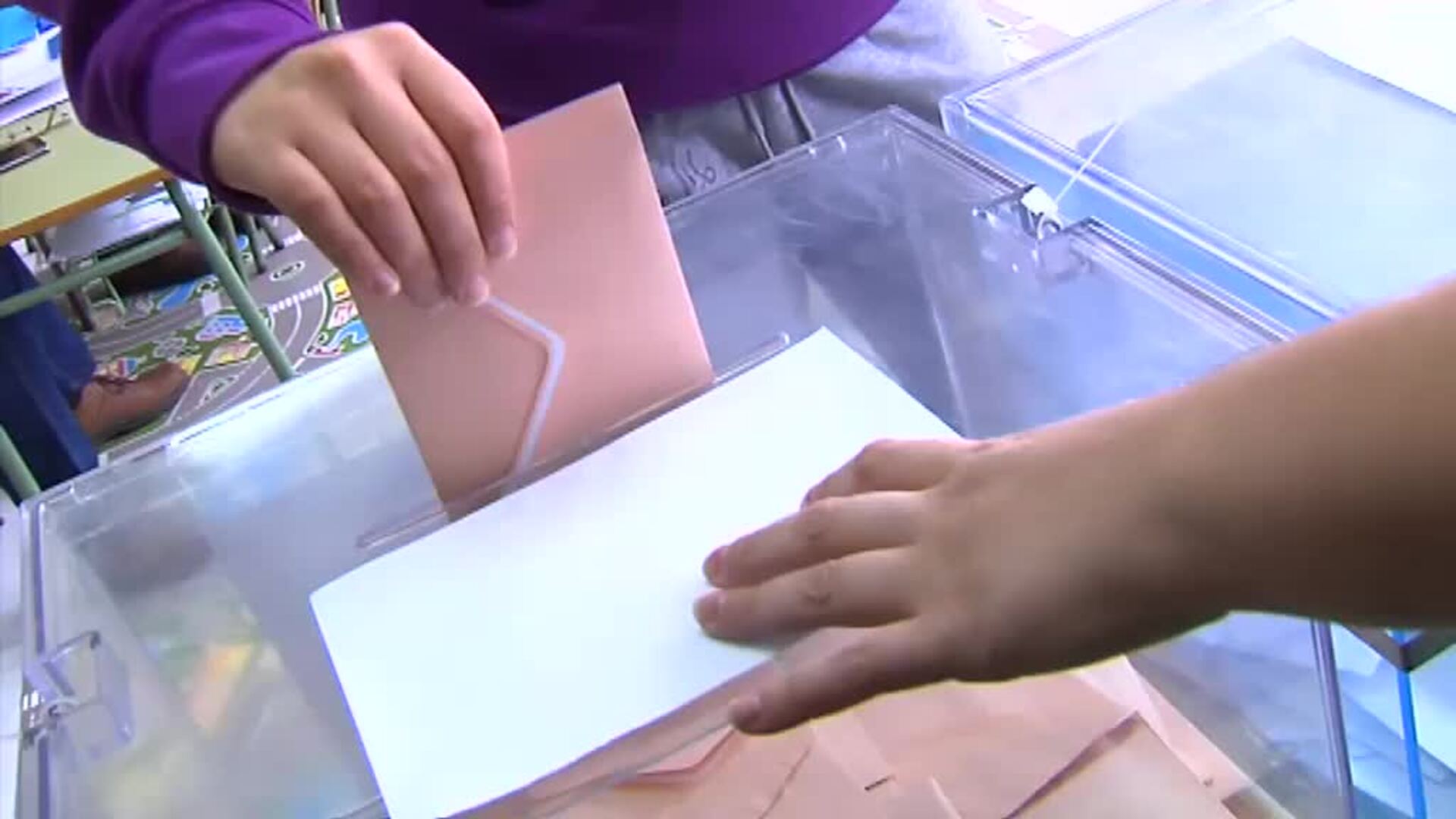 Una asociación ayuda a votar a personas con discapacidad intelectual