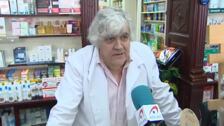 Desabastecimiento de mascarillas en las farmacias de Madrid: «Le vendo cinco por cien euros»