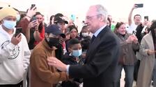 Florentino Pérez y Luis Sabalza visitan a niños con cáncer antes del Osasuna-Real Madrid