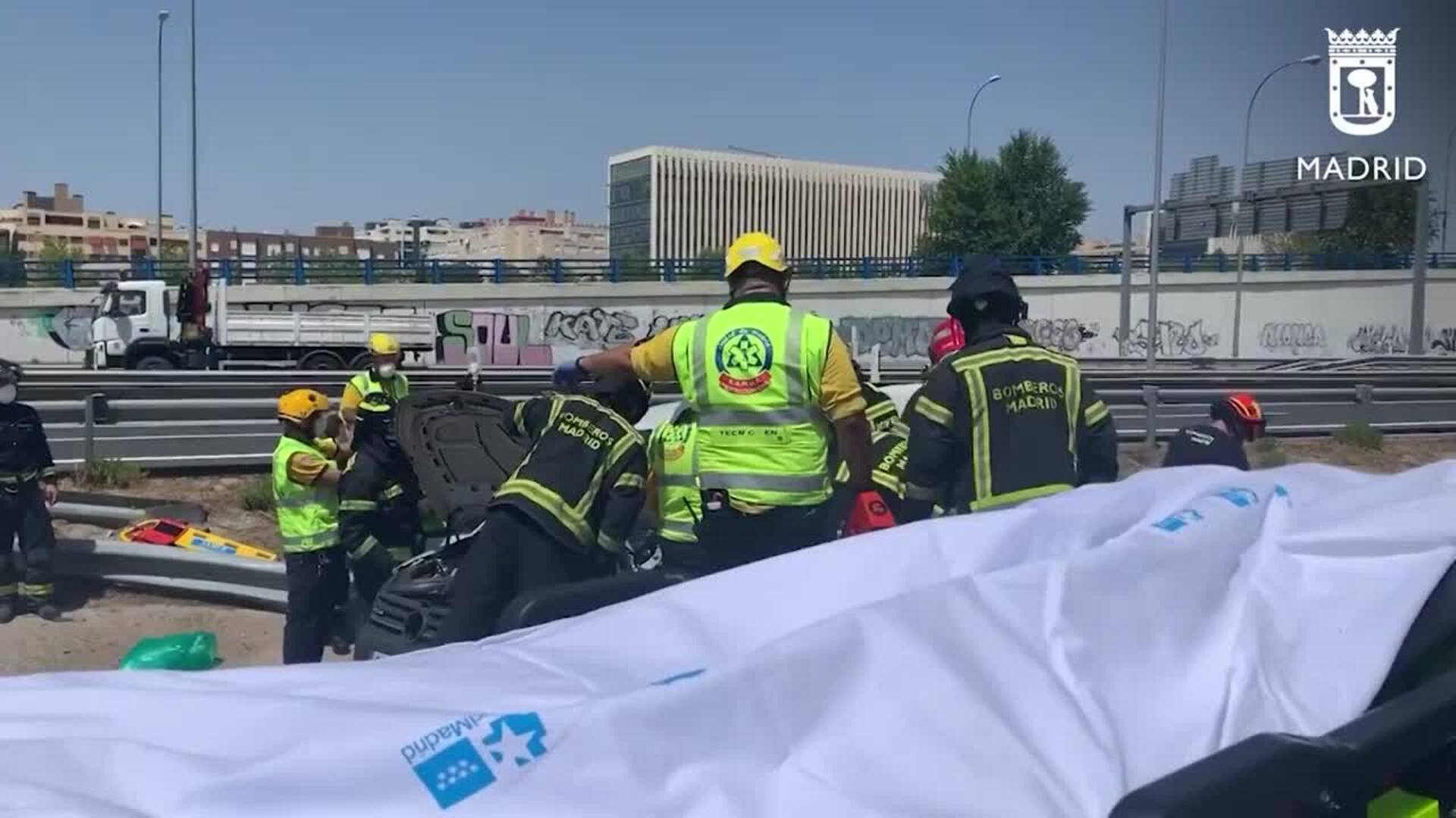 Herido grave un joven de 28 años tras salirse de la carretera en la M-45