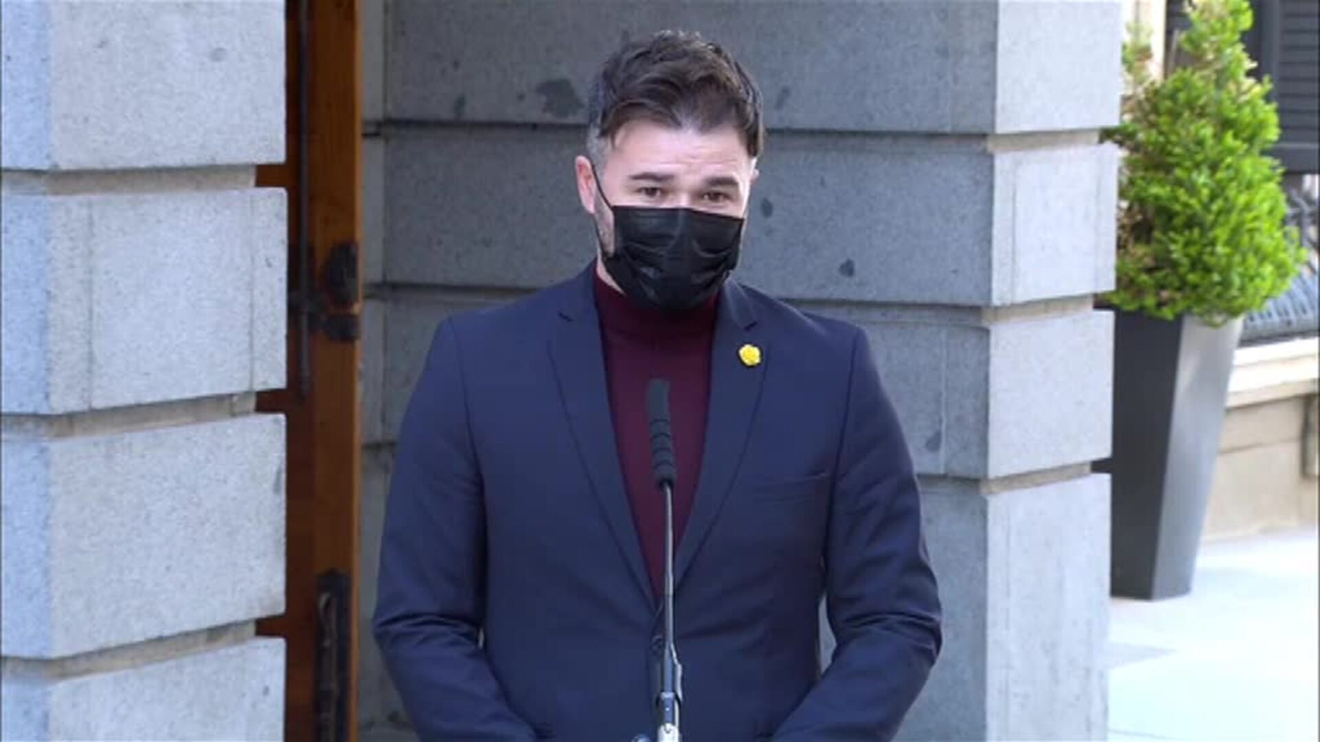 Rufián sobre Iglesias: &quot;Siempre estaré en contra del fascismo, el neoliberalismo y la zafiedad que representa Ayuso&quot;