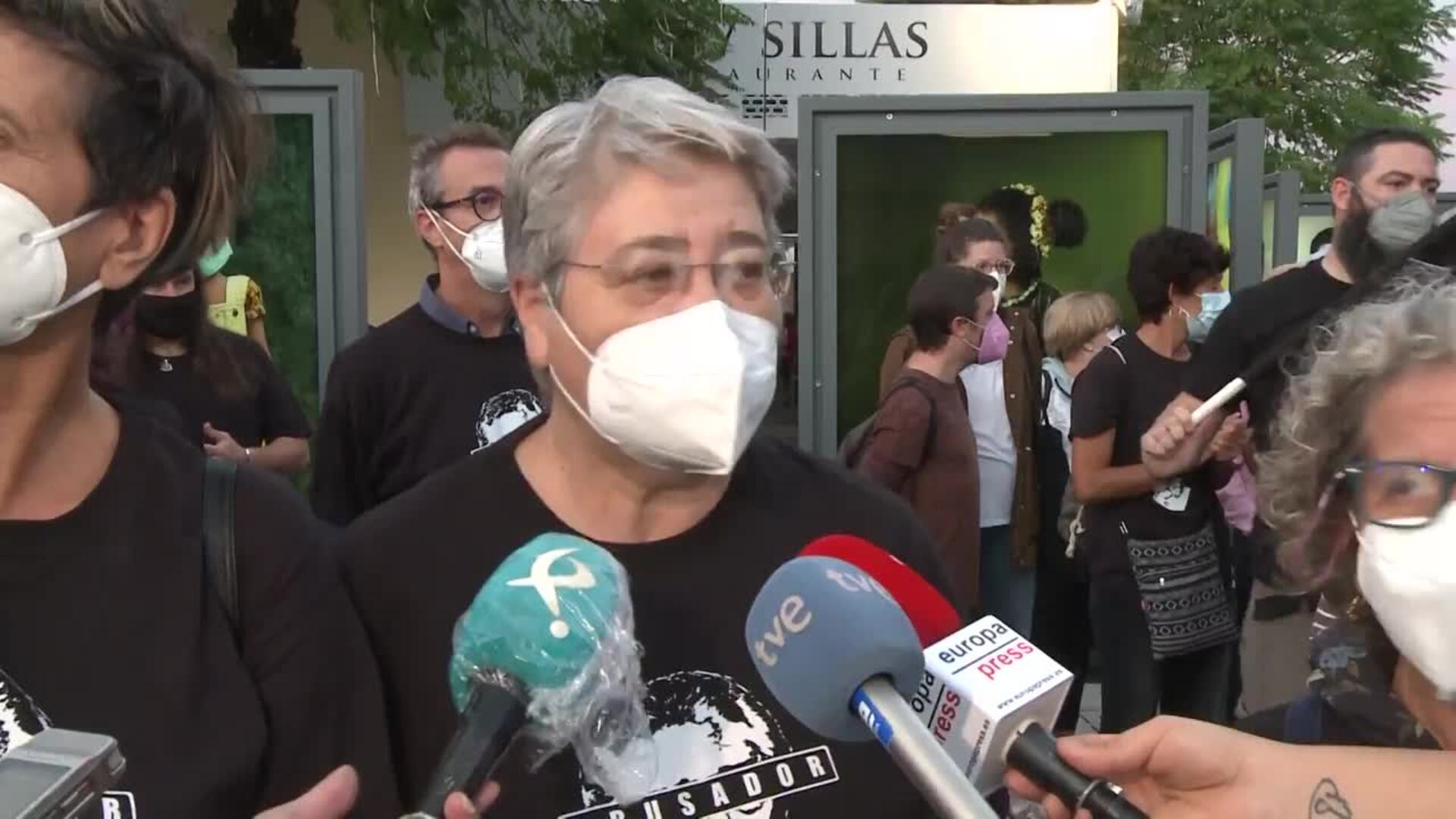 Concentración frente al Teatro Romano contra el concierto de Plácido Domingo