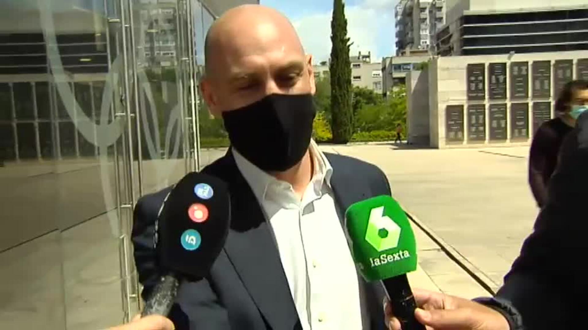 Rubiales: &quot;Las sanciones las tiene que decidir la UEFA&quot;