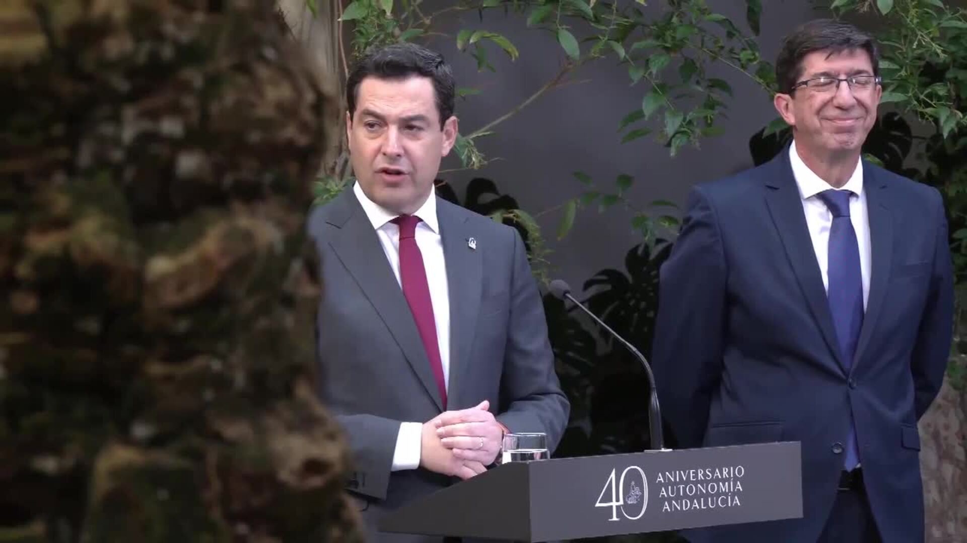 Juanma Moreno celebra el último Consejo de Gobierno del Año