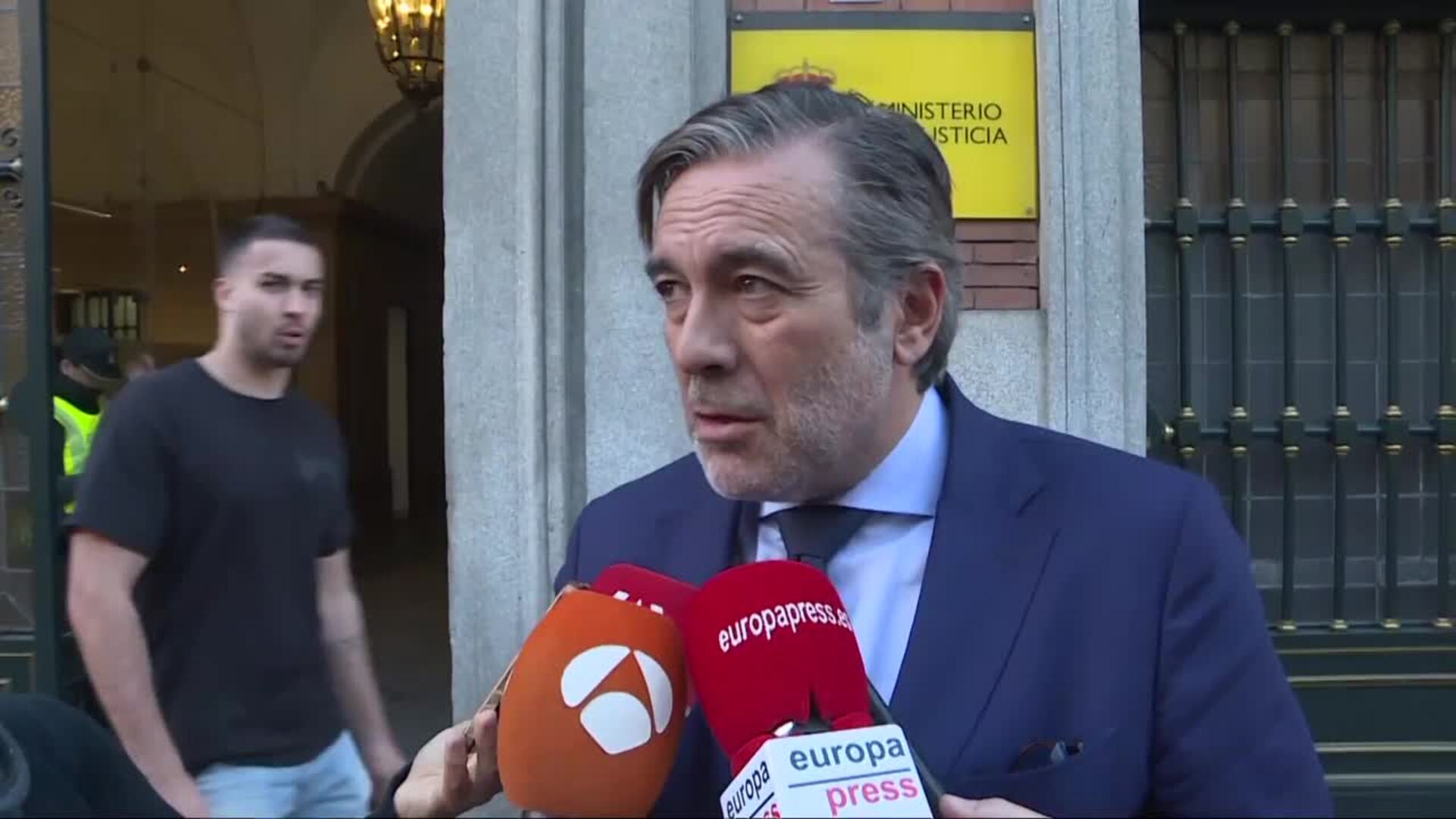 López solicita que la Justicia sea &quot;un servicio público básico&quot;