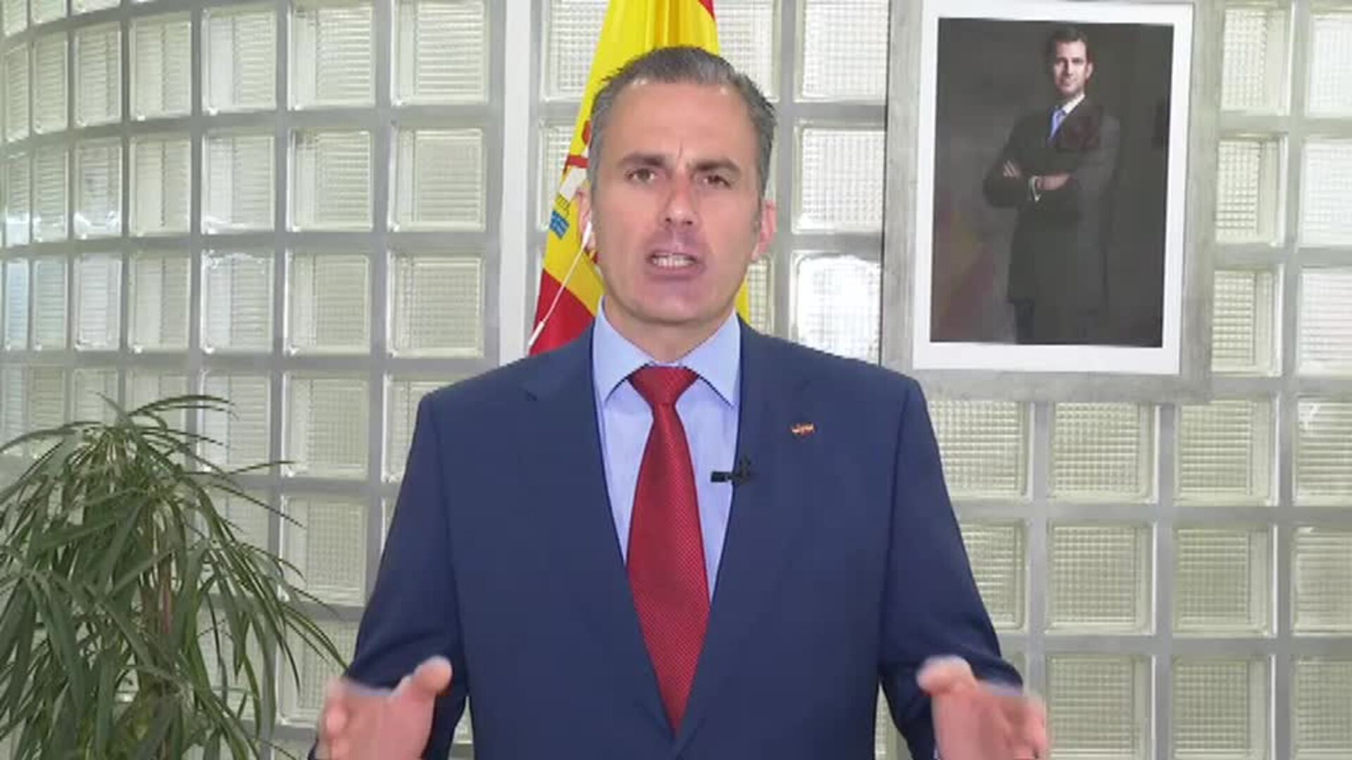 Ortega Smith: &quot;Es inconcebible que haya países de la Unión Europea que no hayan detenido a Puigdemont&quot;