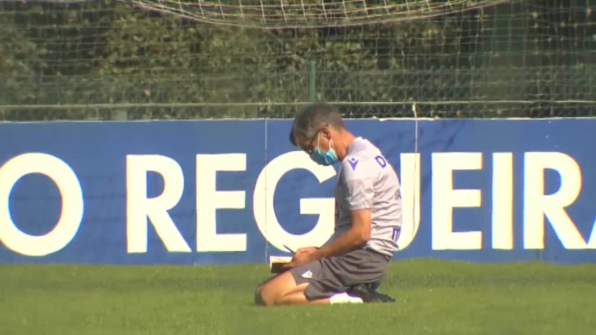 Fernando Vázquez: &quot;Este partido es un paripé por cómo está montado&quot;