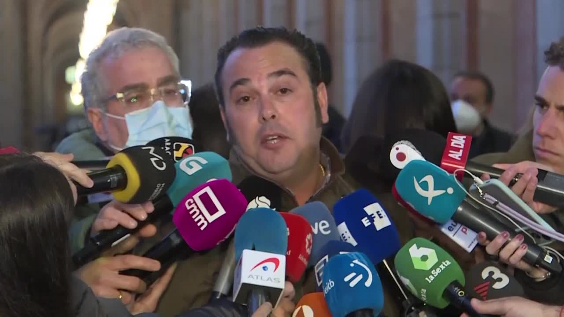 Transportistas anuncian que seguirán con el paro convocado