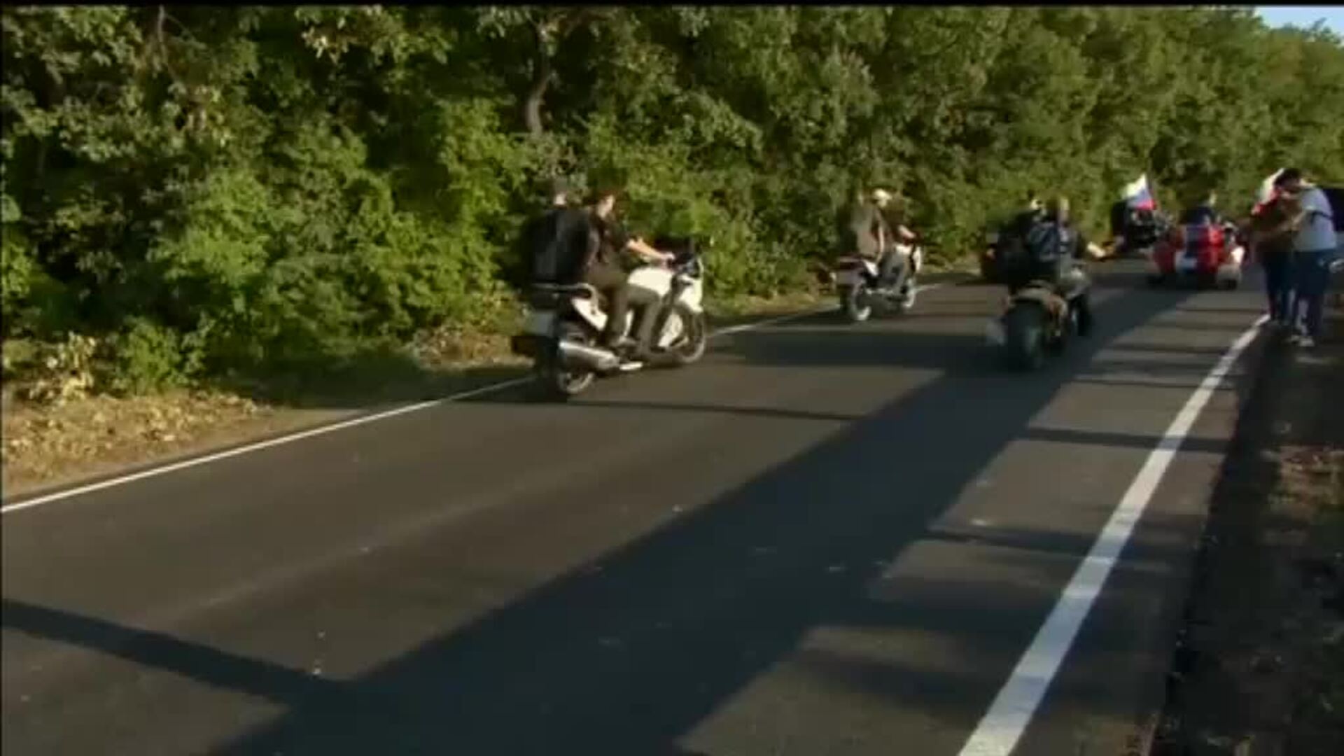 Putin muestra su lado más motero durante un espectáculo en Crimea