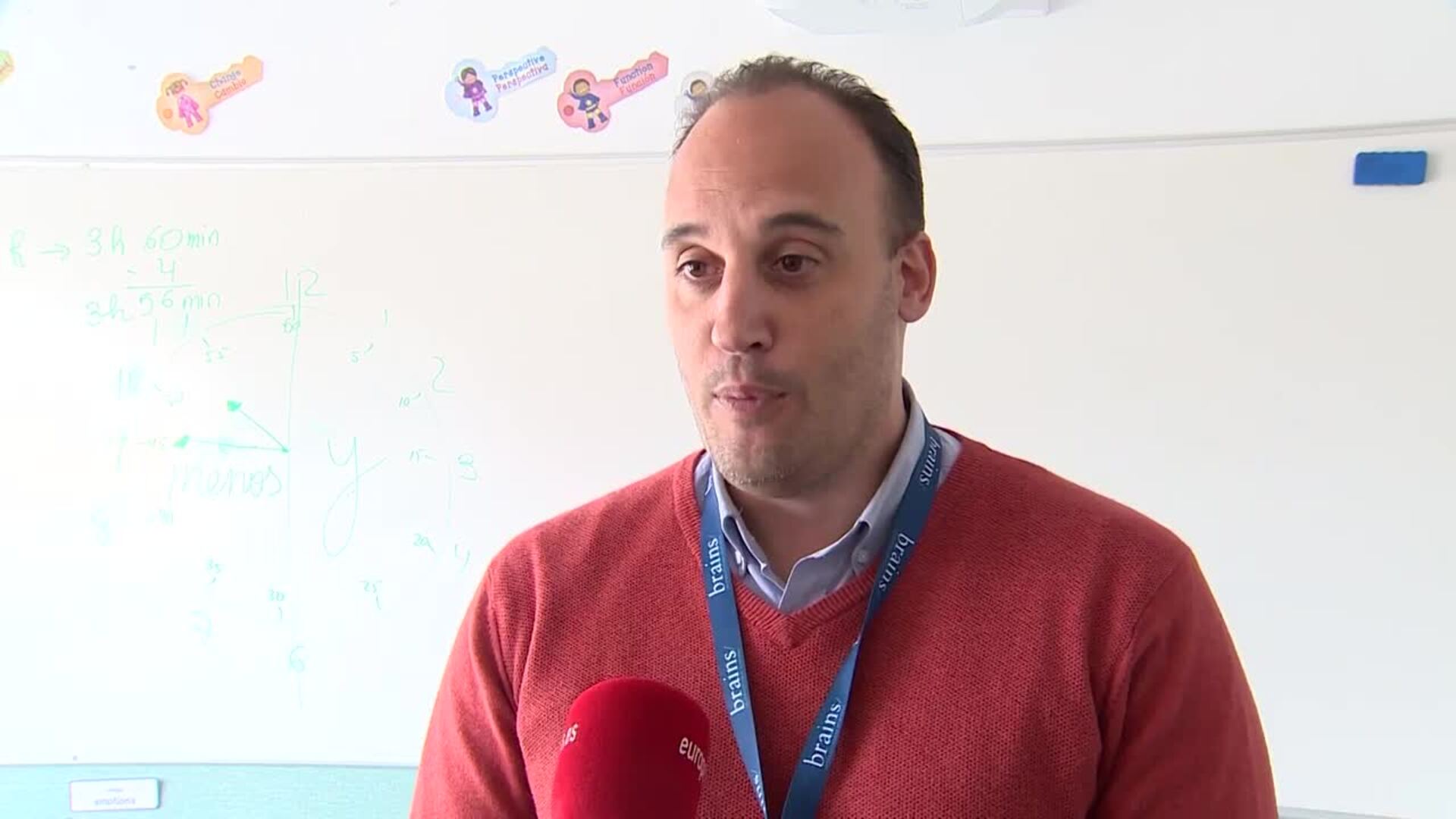 Jefe de estudios ve alegría en los rostros en el primer día sin mascarillas