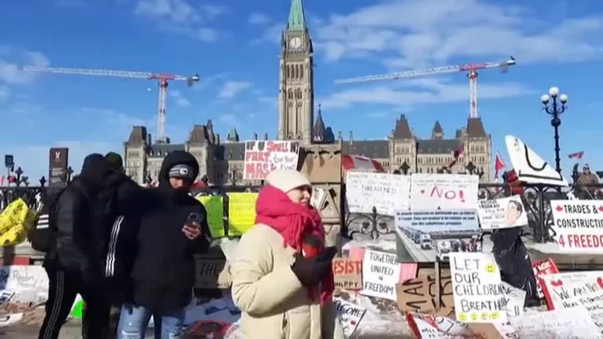 Estado de emergencia en Otawa tras once días de protesta de los camioneros canadienses