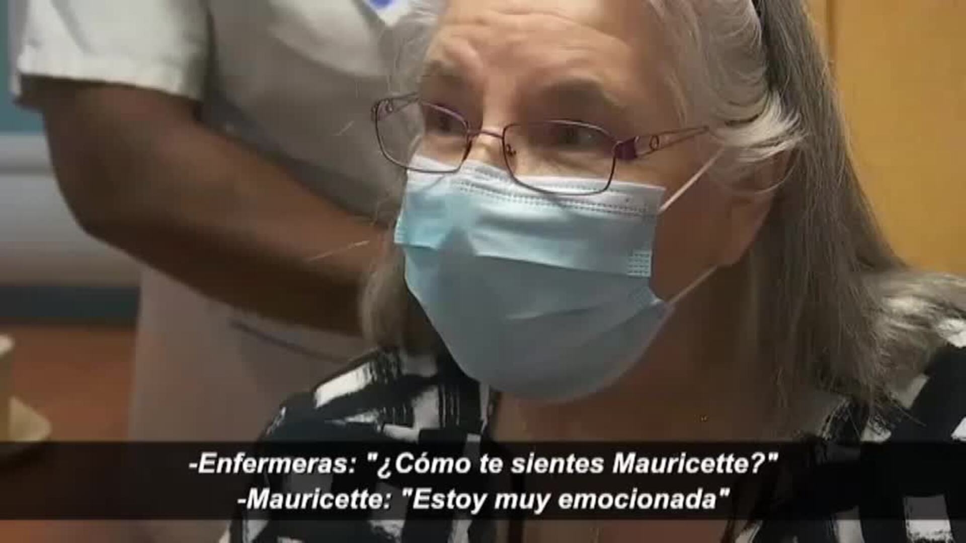 La primera mujer vacunada en Francia: &quot;Estoy emocionada&quot;