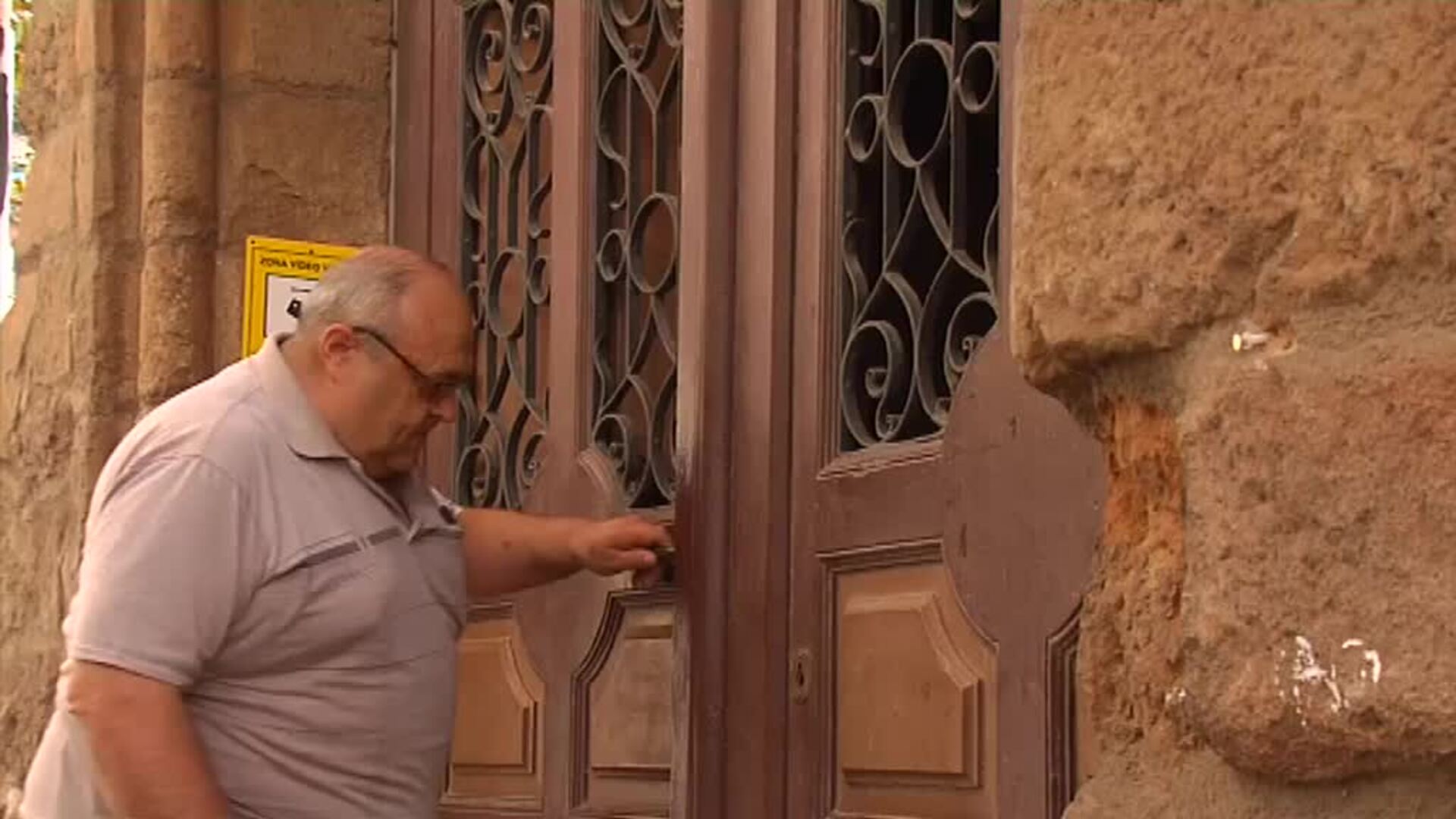 Los Mossos d&#039;Esquadra buscan a los jóvenes que robaron una talla de Cristo