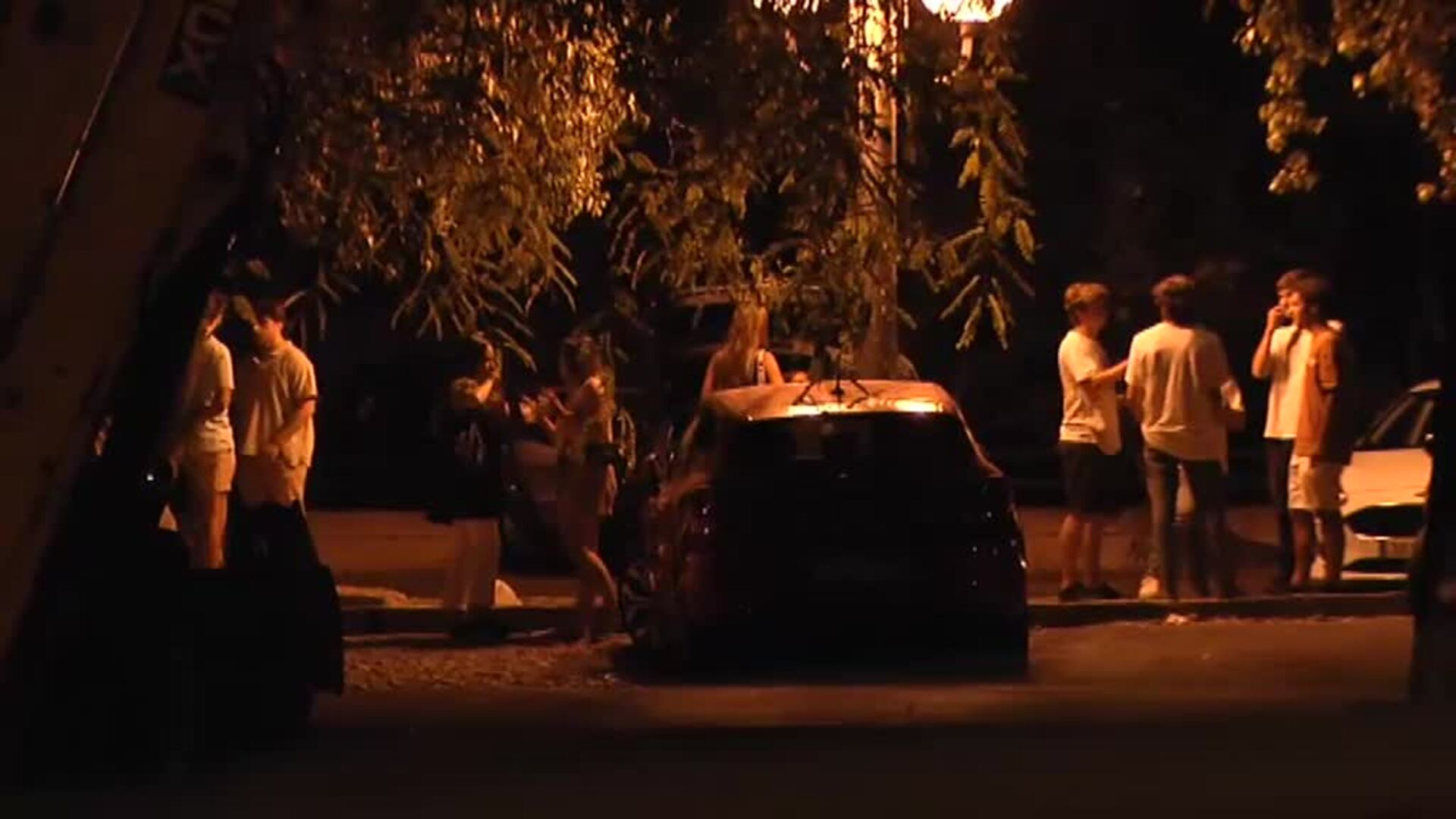 Nueva noche de botellones en distintos puntos de España