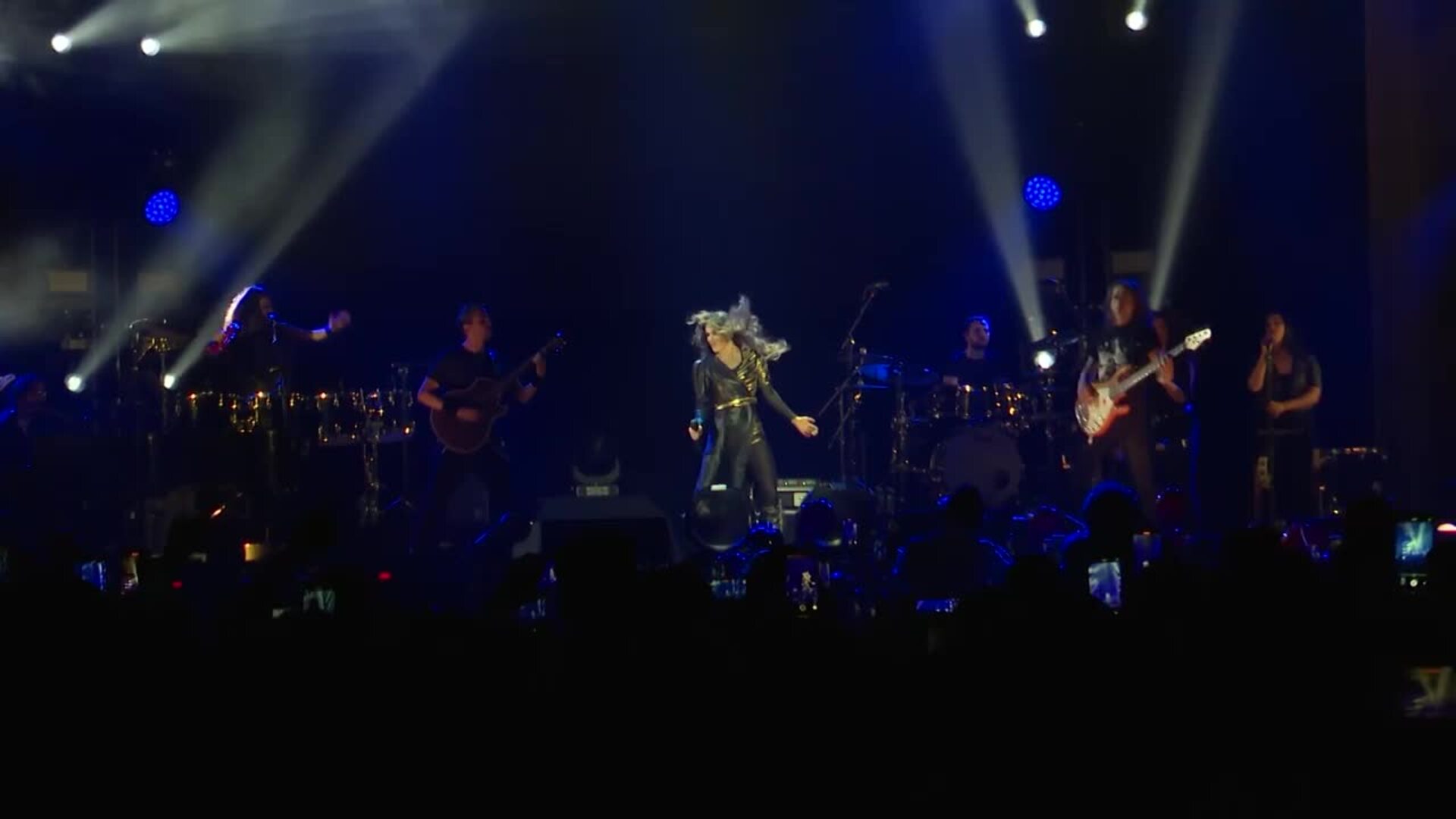 Malú arrasa en su vuelta a los escenarios tres años después