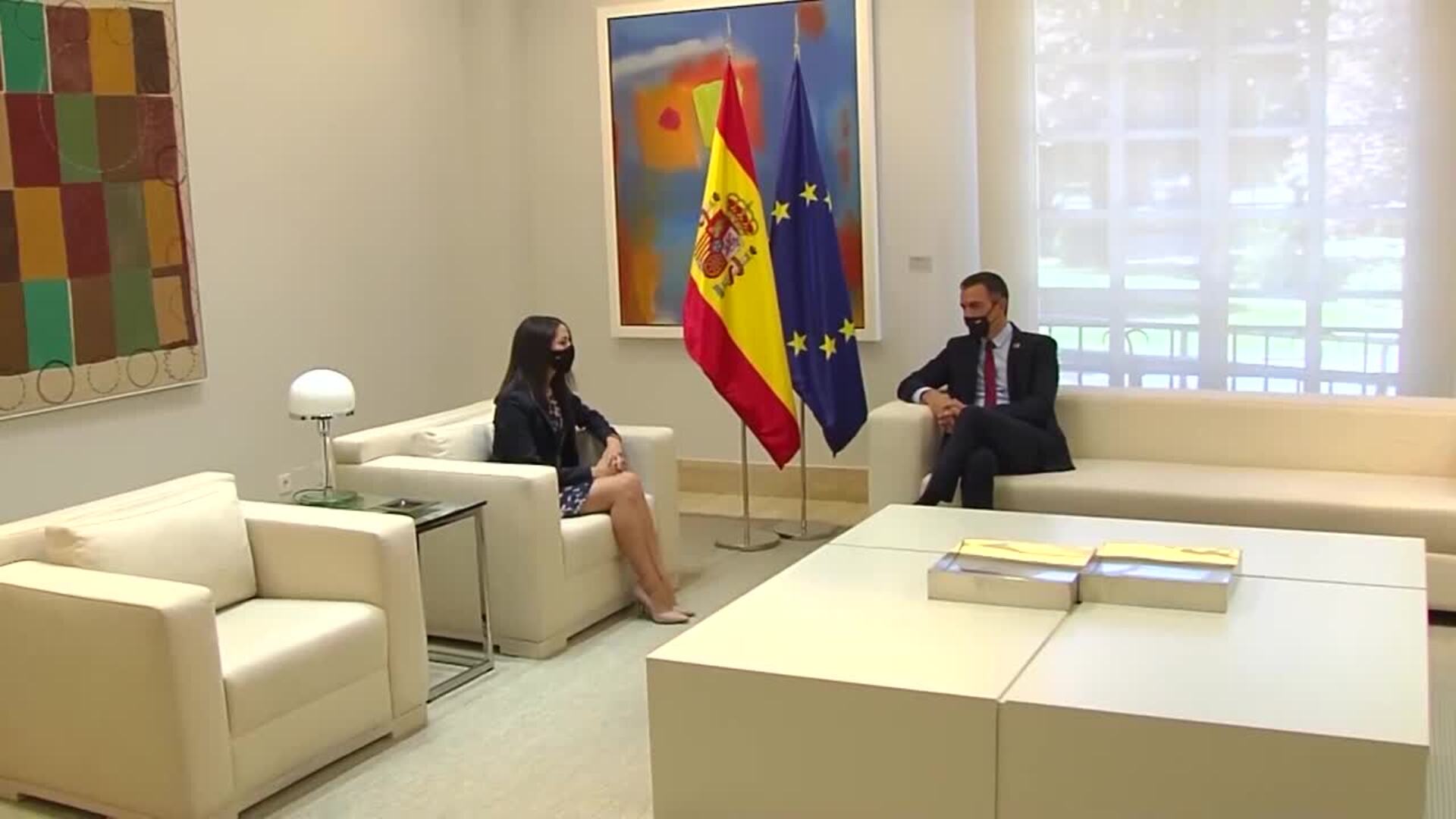 La voluntad de Cs para negociar destaca en la reunión Arrimadas-Sánchez