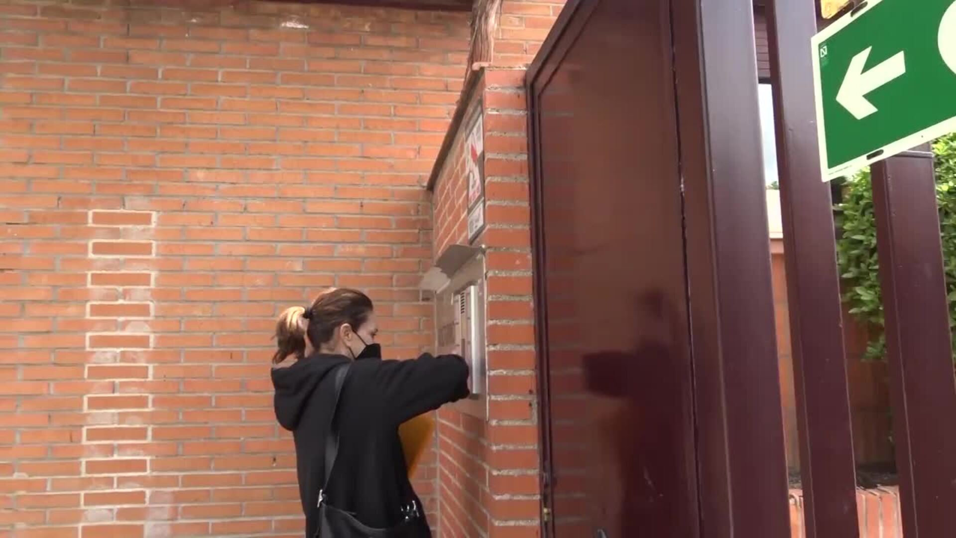 Andrea Molina tira de sentido del humor para desmentir su embarazo