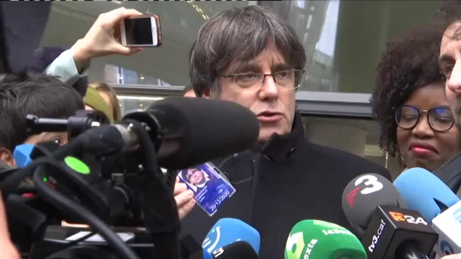 El Parlamento Europeo acredita a Puigdemont y Comín como eurodiputados