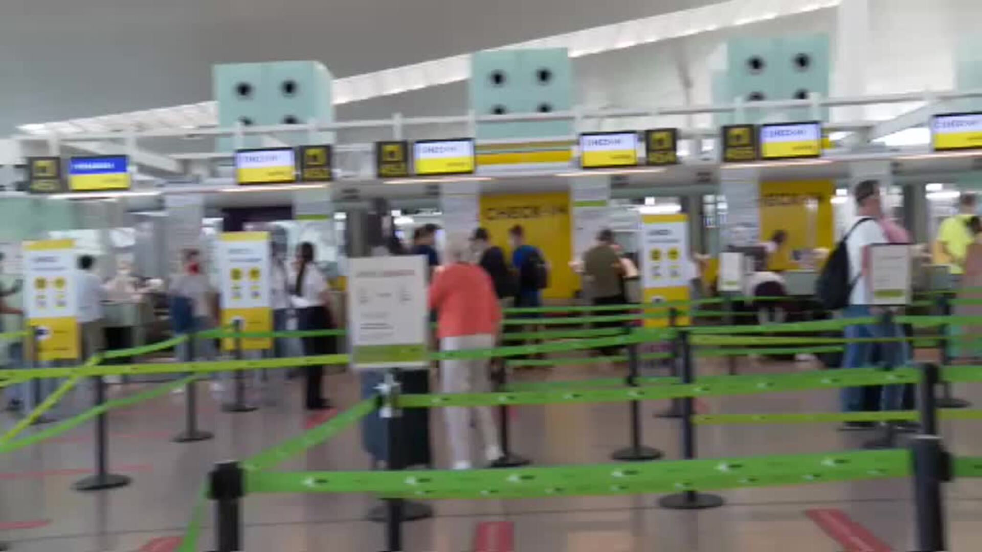 Sorpresa entre los turistas británicos por imponer la cuarentena sin previo aviso