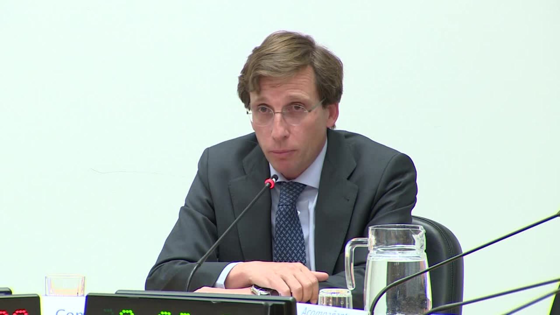 Almeida asevera que &quot;en ningún caso se apuntó al nombre de Carromero&quot; en las informaciones