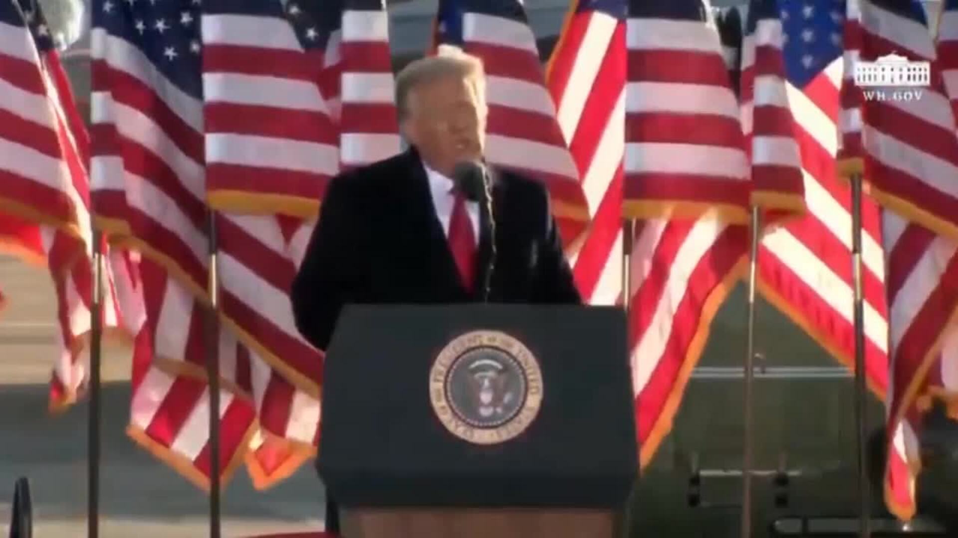 Dimiten cinco abogados del equipo legal de Trump para el &#039;impeachment&#039;