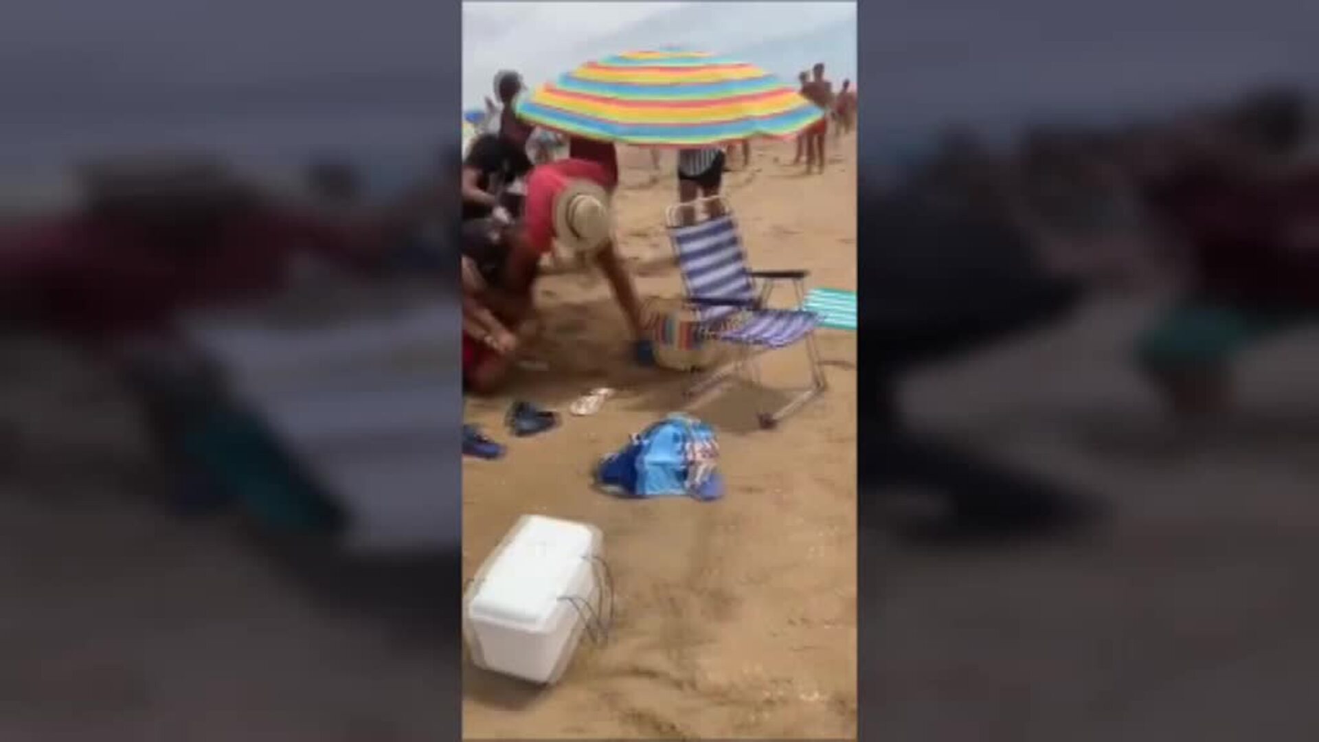 Un vendedor ambulante asesta tres puñaladas al jefe de la Policía Local de Punta Umbría