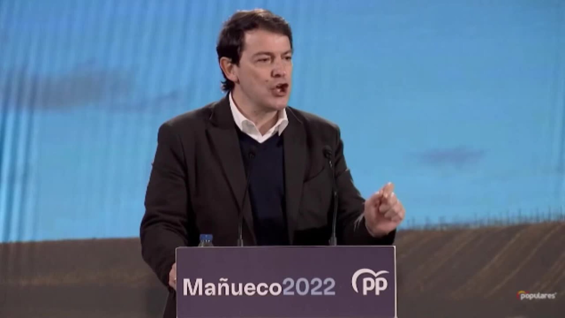 Mañueco anuncia la vuelta de las procesiones y actos litúrgicos en 2022
