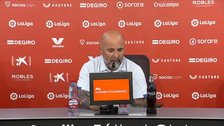 Sampaoli: «La situación es preocupante, tendremos que sentarnos con la gente del club para ver si podemos resolverlo»