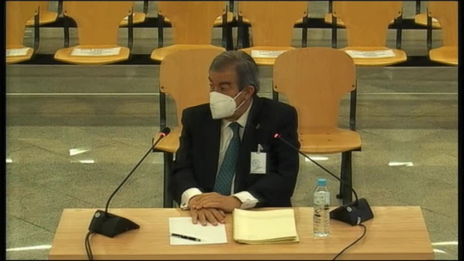 Álvarez Cascos: &quot;No he entregado nunca dinero ni lo he recibido&quot;